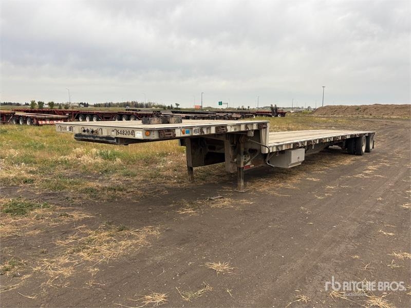 Remorque surbaissée Wilson 48 ft T/A Spread Axle Step Deck — occasion 2012