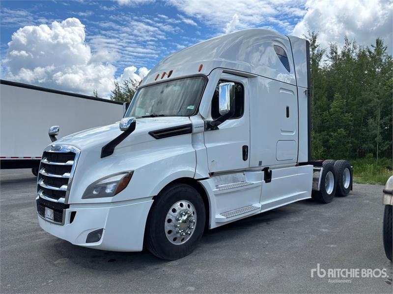 Freightliner Cascadia 126