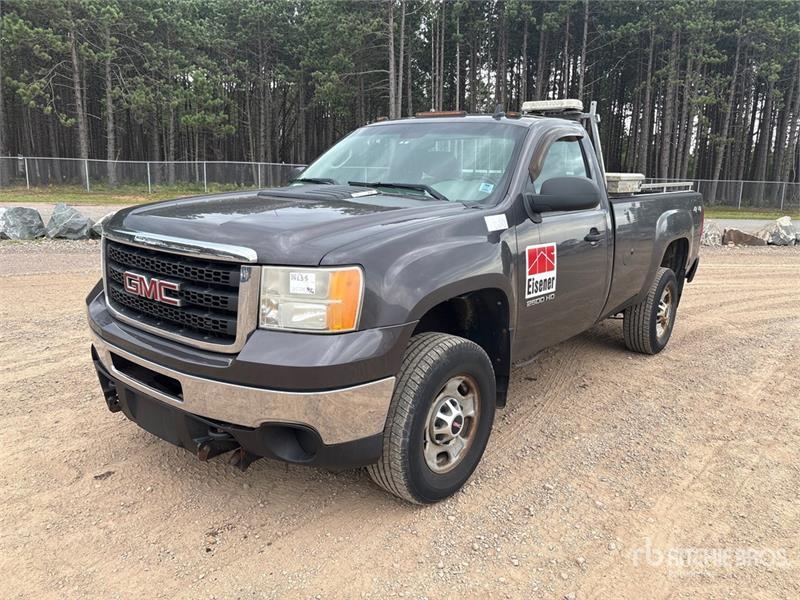 Fourgon utilitaire GMC Sierra 2500HD — occasion 2011
