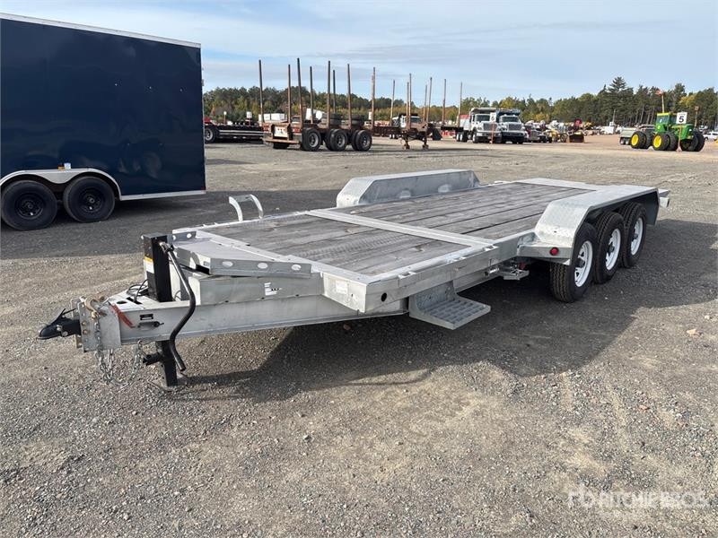 Remorque surbaissée HMD 23 ft Tri/A Tilt Deck — occasion 2026