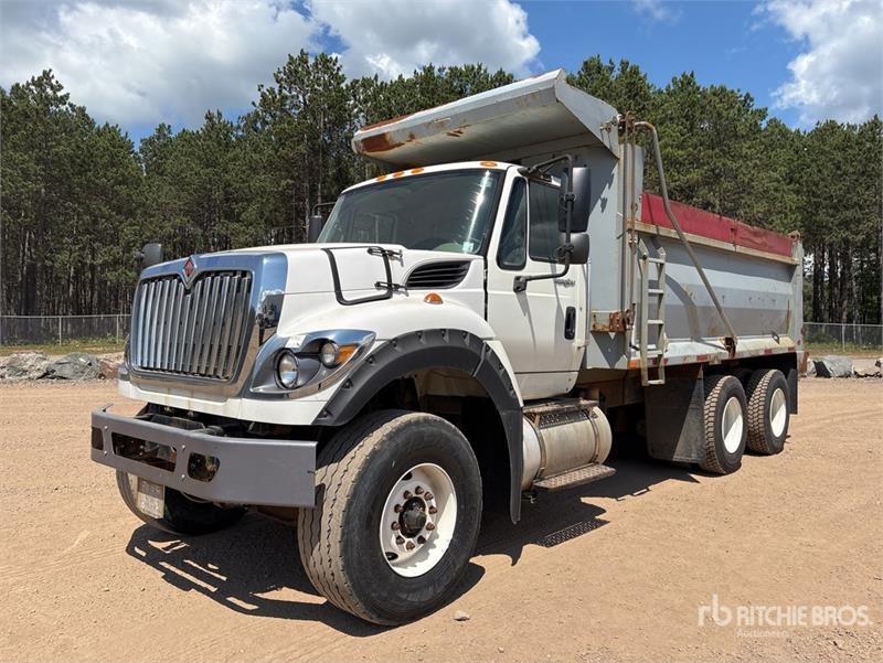 International WorkStar 7600