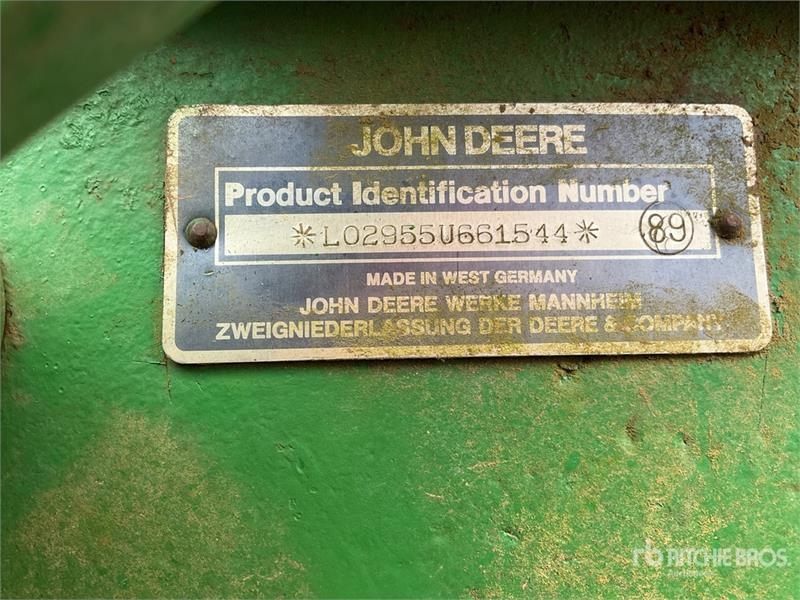 John Deere 2955