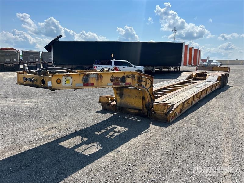 Aspen Tri/A Removable Gooseneck Lowboy Trailer