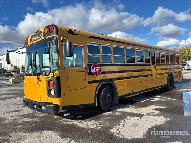 Minibus Blue Bird 4x2 84-Seat School Bus — occasion 2012
