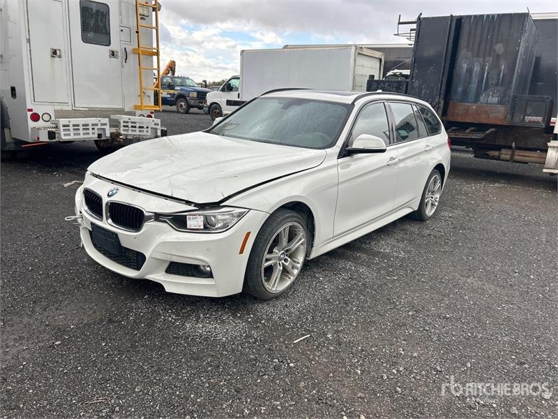 Voiture BMW 328i Automobile (Inoperable) — occasion 2015