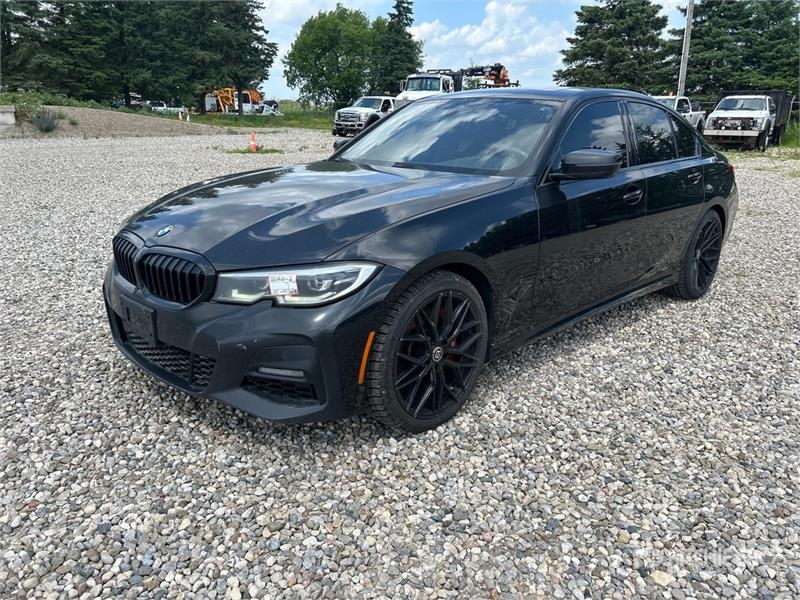 BMW 330i