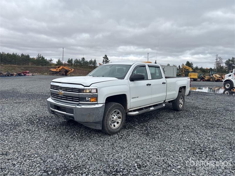 Fourgon utilitaire Chevrolet Silverado 2500 HD HD 4x4 Crew Cab Pickup — occasion 2018