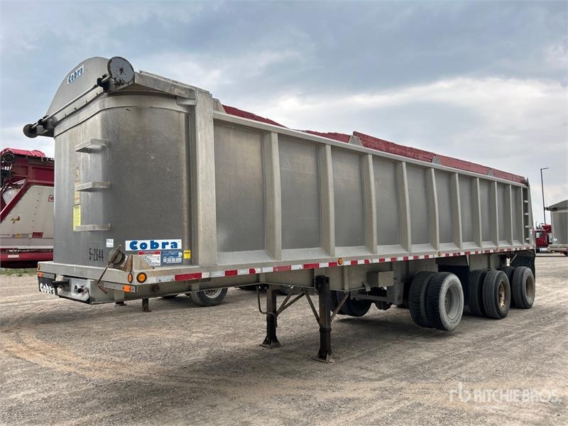 Cobra 36 ft Tri/A End Dump Trailer