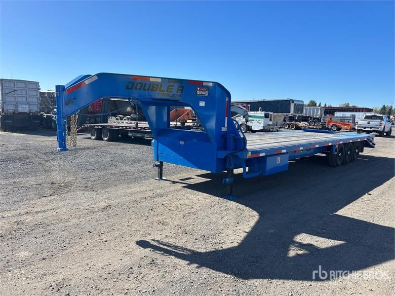 Remorque porte-engins Double A GHB218 30 ft Tri/A Gooseneck Equipment Tr — occasion 2025