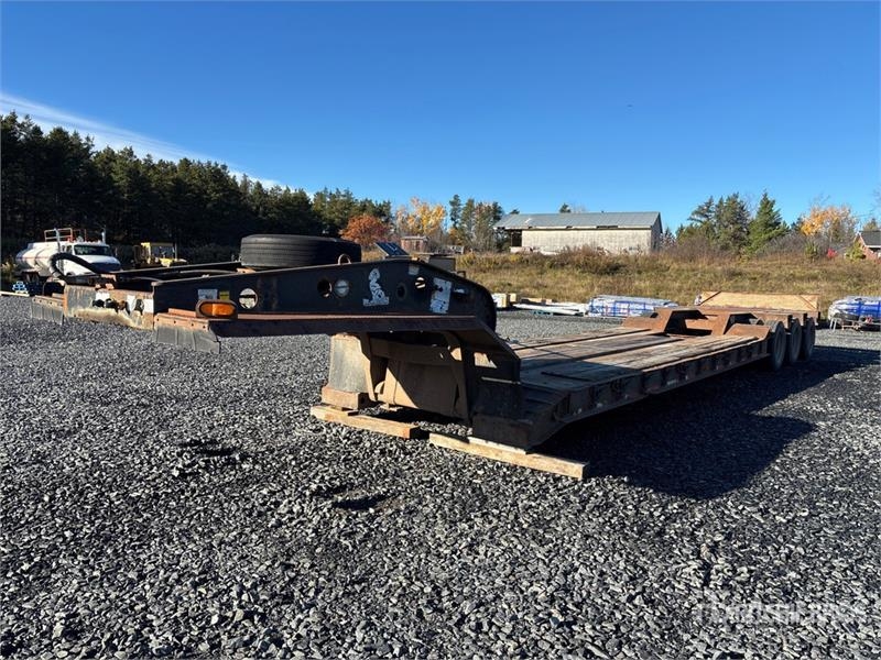 Remorque surbaissée Fontaine Tri/A Removable Gooseneck Lowboy — occasion 2003