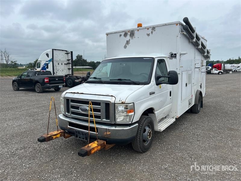 Ford E450