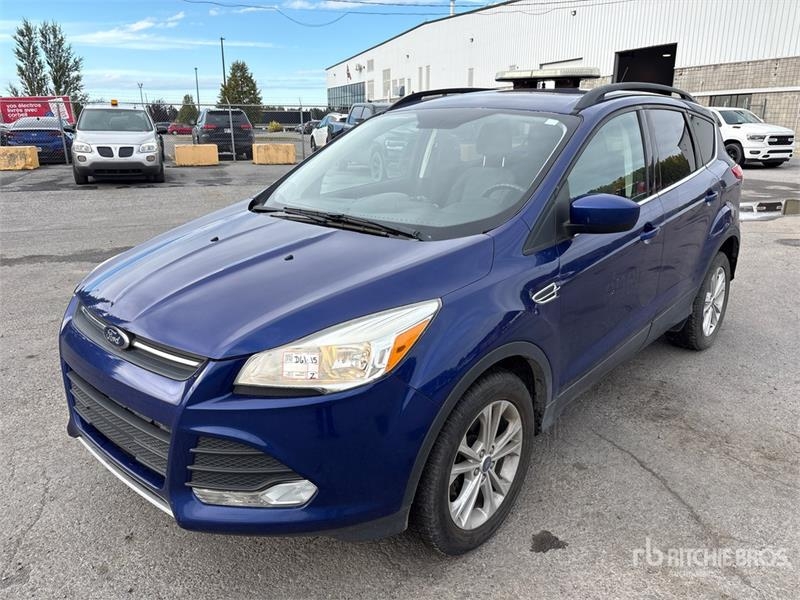Voiture Ford Escape SE 4WD SUV — occasion 2016
