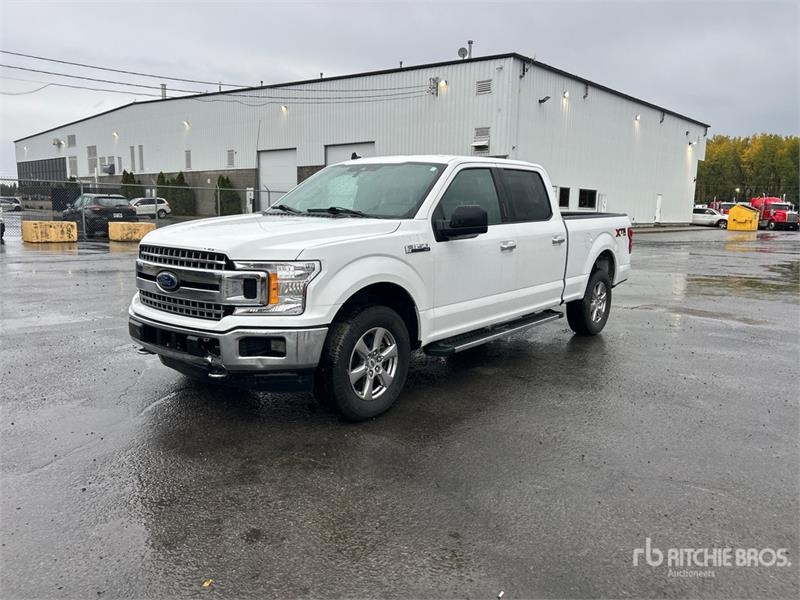 Fourgon utilitaire Ford F-150 XLT 4x4 Crew Cab Pickup — occasion 2020