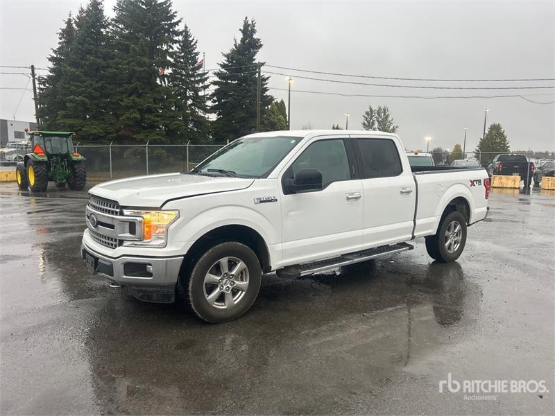 Fourgon utilitaire Ford F-150 XLT 4x4 Crew Cab Pickup — occasion 2020