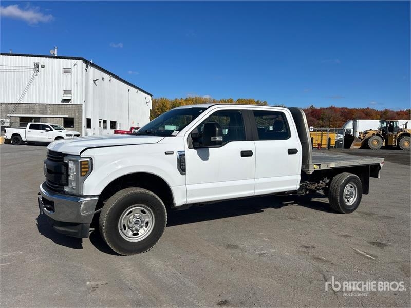 Camion plateau Ford F-250 — occasion 2019