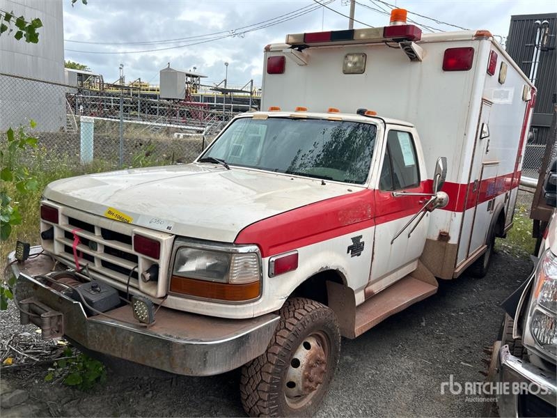 Ambulance Ford F-350 XLT Super Duty — occasion 1996