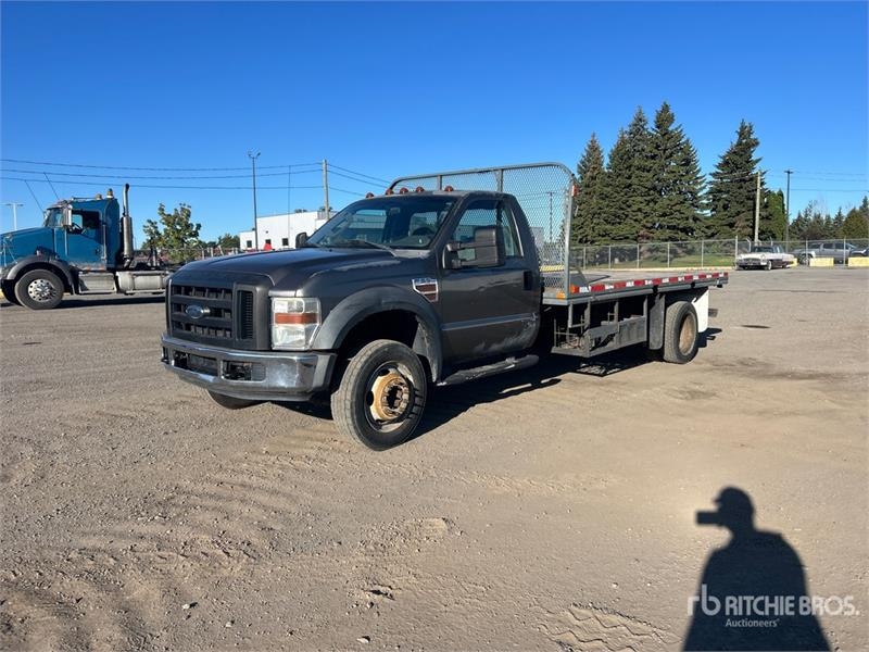 Camion plateau Ford F-550 4x2 Flatbed — occasion 2008
