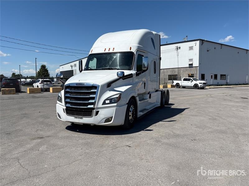 Freightliner Cascadia 126
