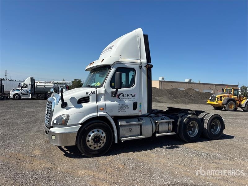 Freightliner Cascadia 113