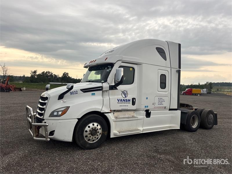 Freightliner Cascadia 126
