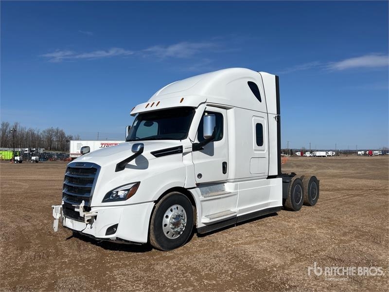 Freightliner Cascadia 126