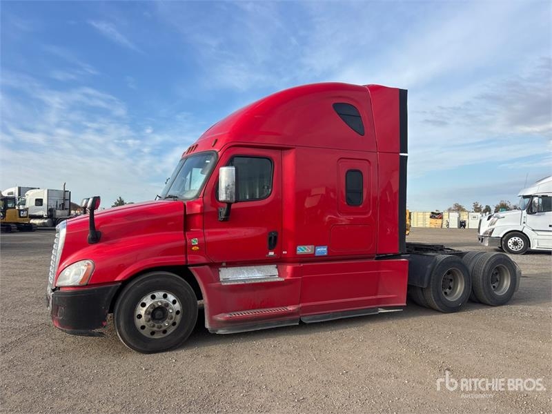 Tracteur routier Freightliner Cascadia 125 6x4 T/A Sleeper — occasion 2017