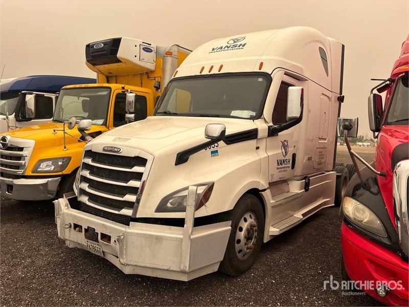 Freightliner Cascadia 126
