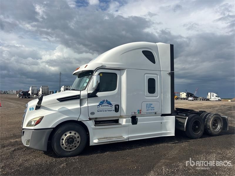 Freightliner Cascadia 126
