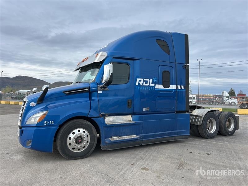 Freightliner Cascadia 126