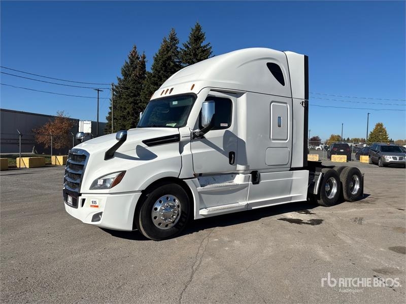 Tracteur routier Freightliner Cascadia 126 6x4 T/A Sleeper — occasion 2021
