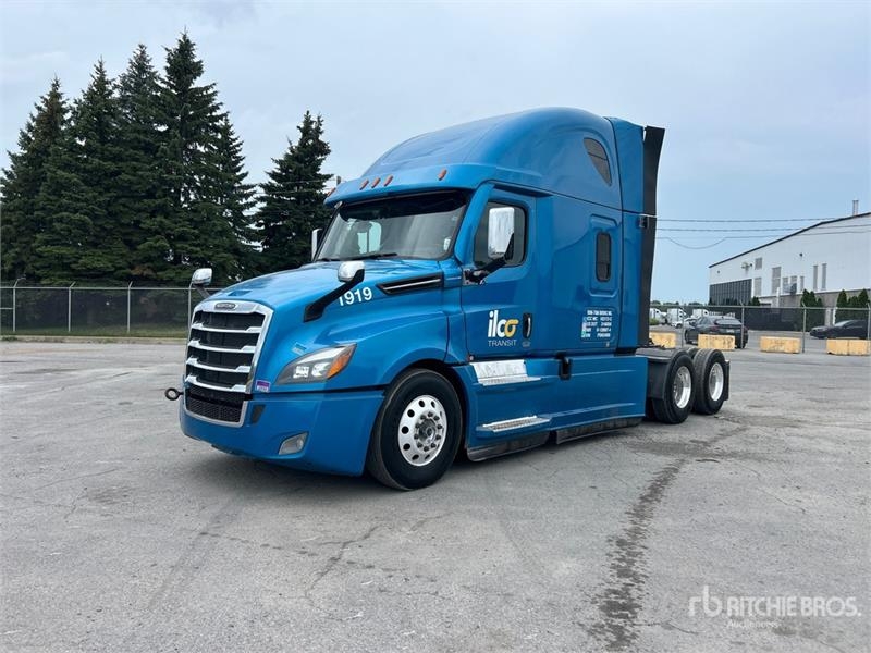 Freightliner Cascadia 126