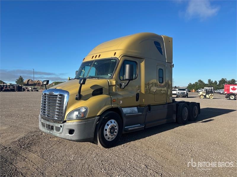 Tracteur routier Freightliner Cascadia 113 — occasion 2018