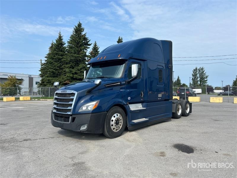 Freightliner Cascadia 126