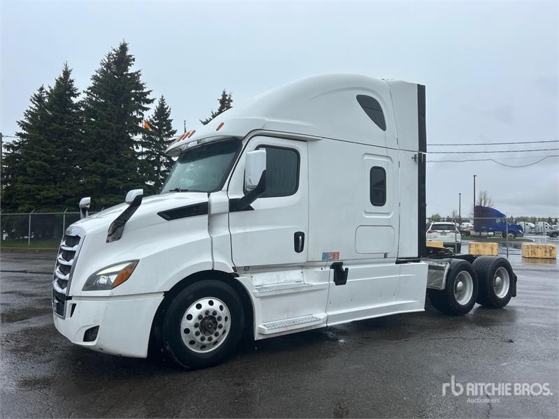 Freightliner Cascadia 116