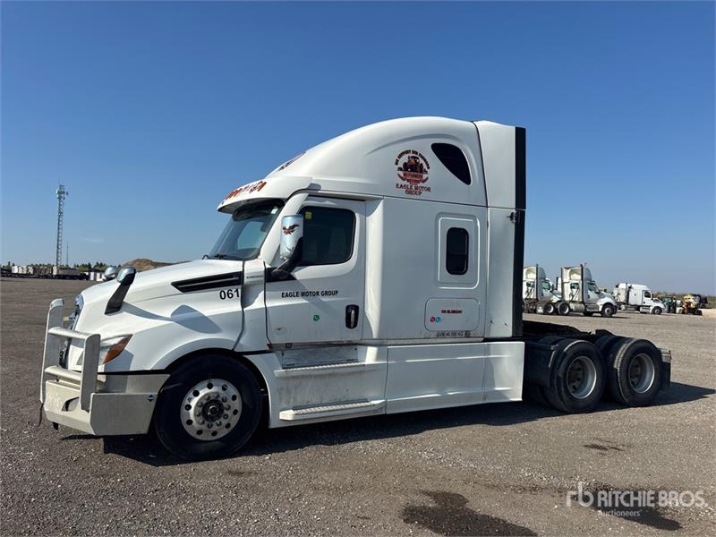 Freightliner Cascadia 126