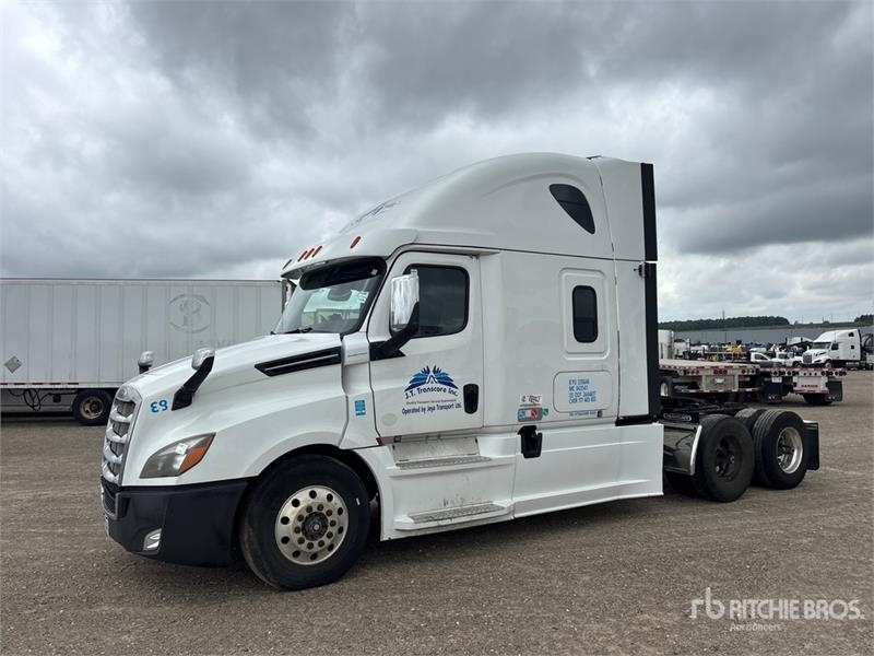 Freightliner Cascadia 126
