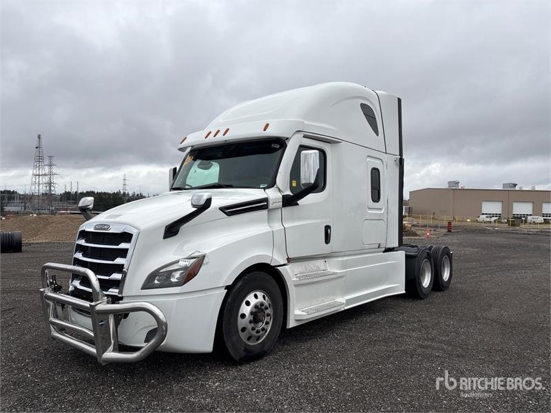 Freightliner Cascadia 126