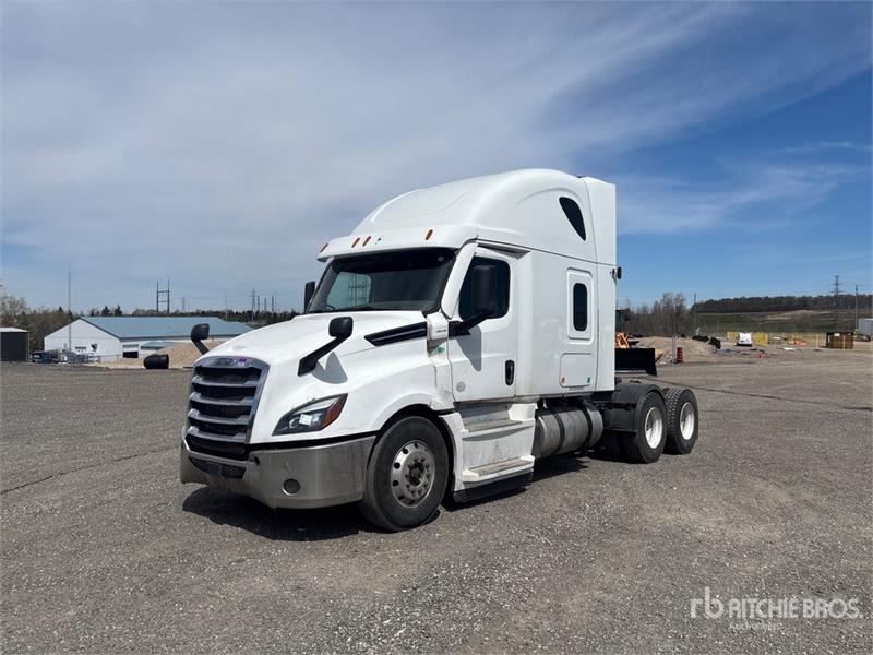 Freightliner Cascadia 126