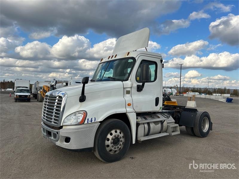 Tracteur routier Freightliner Cascadia 125 — occasion 2014