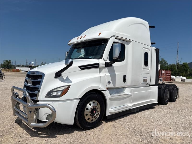 Freightliner Cascadia 126