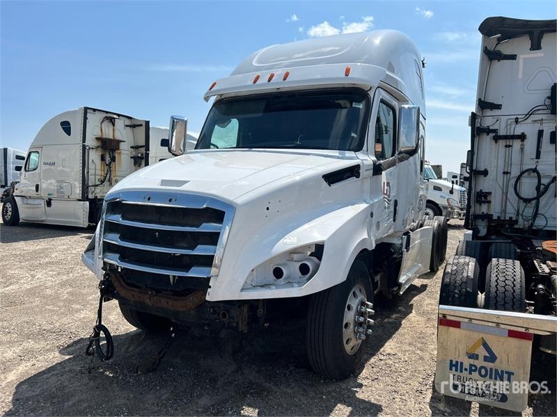 Freightliner Cascadia 126