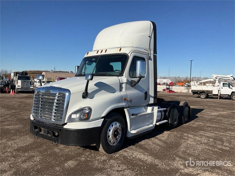 Tracteur routier Freightliner Cascadia 125 — occasion 2019