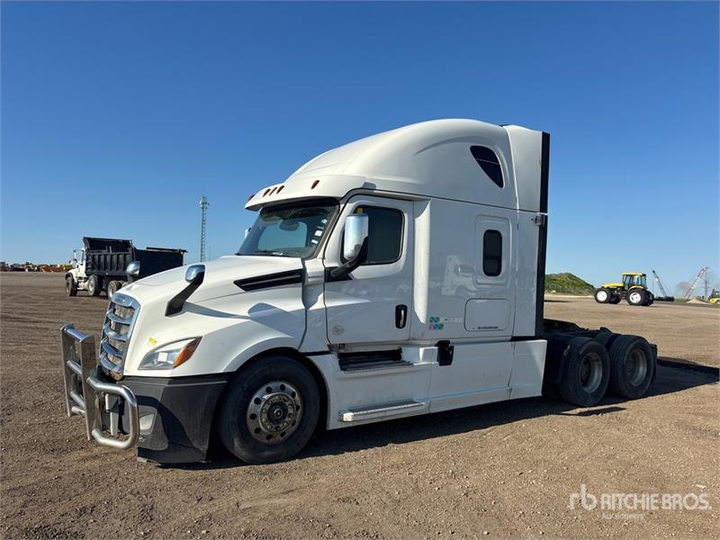 Freightliner Cascadia 126