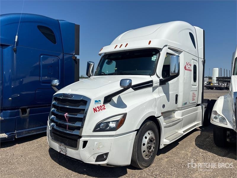 Freightliner Cascadia 126