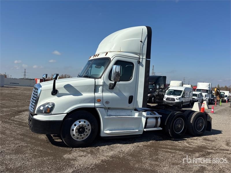 Tracteur routier Freightliner Cascadia 125 — occasion 2019