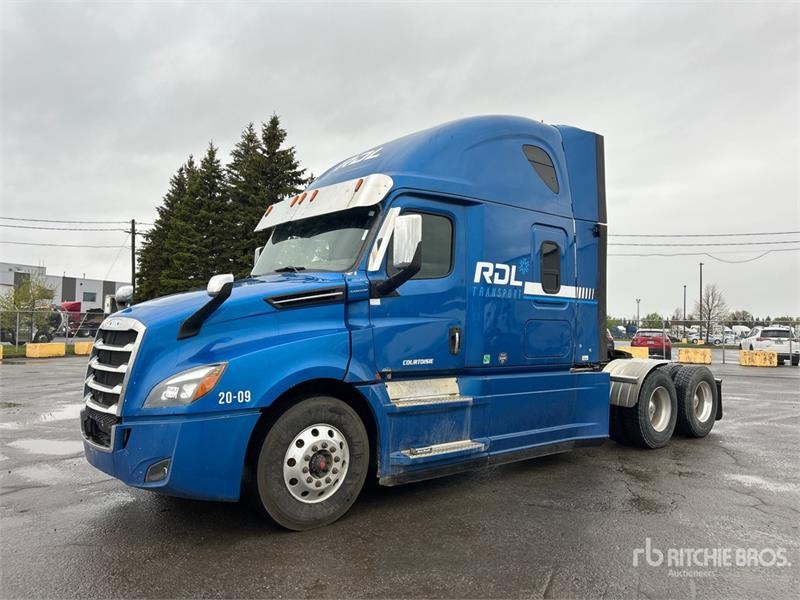 Freightliner Cascadia 126