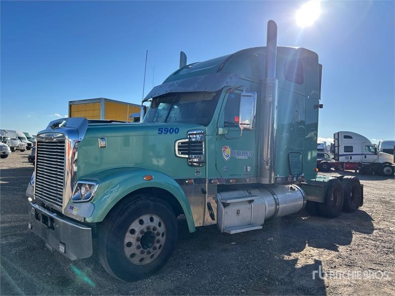 Tracteur routier Freightliner Coronado 132 6x4 T/A Sleeper (Inoper — occasion 2015