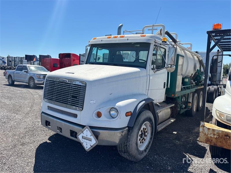 Freightliner FL112