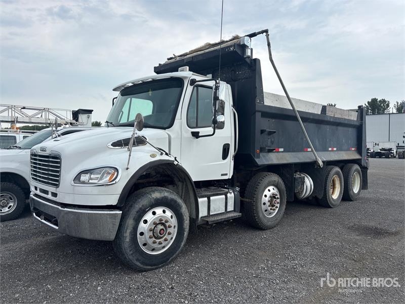 Freightliner M2 106