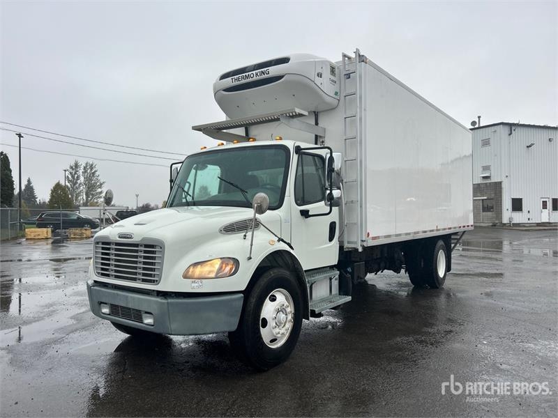 Camion frigorifique Freightliner M2 106 — occasion 2020